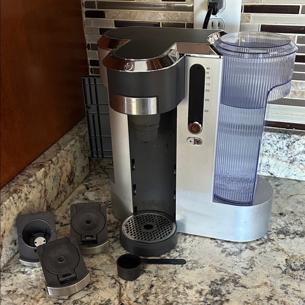 Pampered Chef Deluxe Coffee Machine
